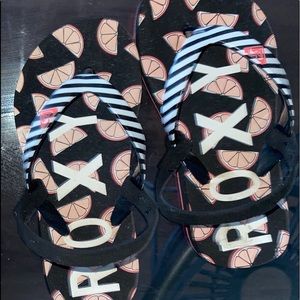 Roxy sandals